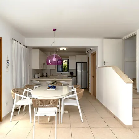 Niki Seaview Dps27 Protaras