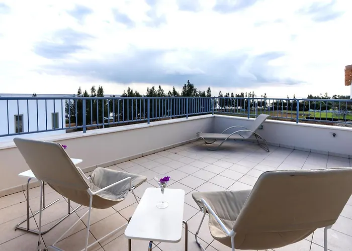 Niki Seaview Dps27 ヴィラ *